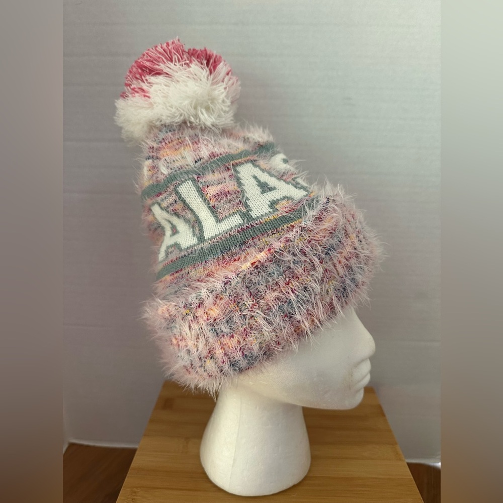 Robin Ruth ALASKA Multicolor Women’s Pom-Pom Beanie Winter Hat! Thick Warm Cute!